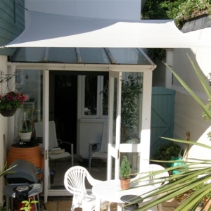 Garden room shade